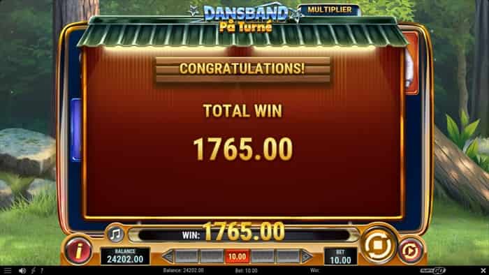 フリースピン12回の結果は1,765ドル! フリースピン12回の結果は1,765ドル